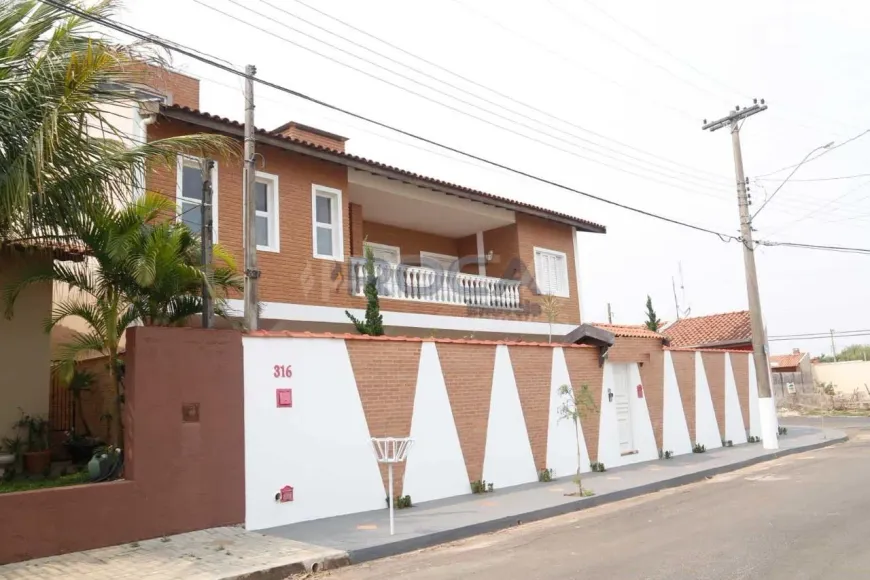 Foto 1 de Casa de Condomínio com 3 Quartos à venda, 207m² em Parque Fehr, São Carlos