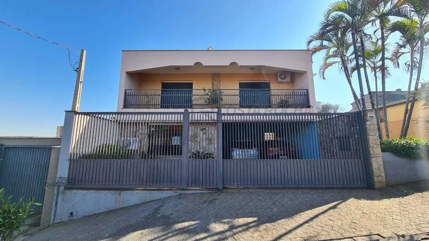 Foto 1 de Casa com 3 Quartos à venda, 307m² em Vila Henrique, Salto