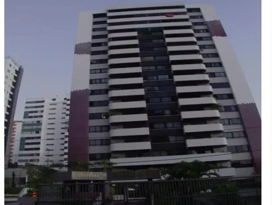 Foto 1 de Apartamento com 4 Quartos à venda, 145m² em Itaigara, Salvador