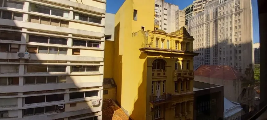 Foto 1 de Sala Comercial para alugar, 79m² em Centro Histórico, Porto Alegre