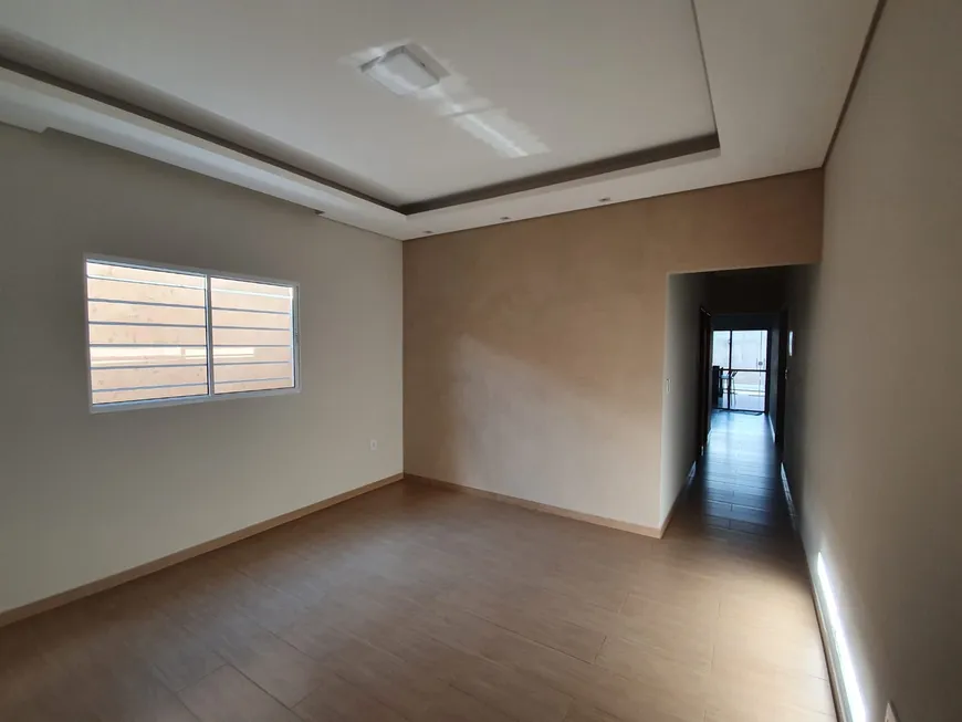 Foto 1 de Casa com 3 Quartos à venda, 250m² em , Serrana