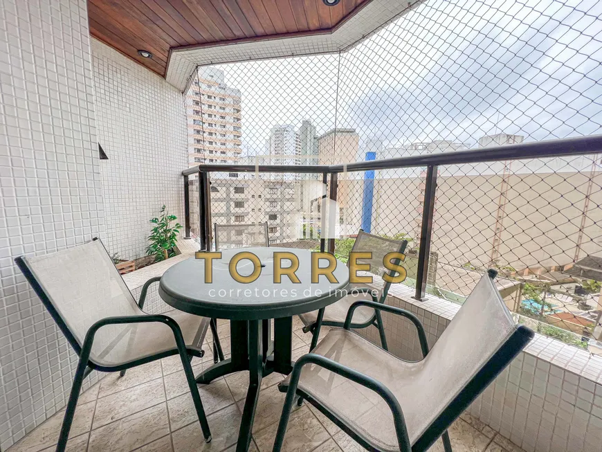 Foto 1 de Apartamento com 3 Quartos para alugar, 100m² em Jardim Astúrias, Guarujá