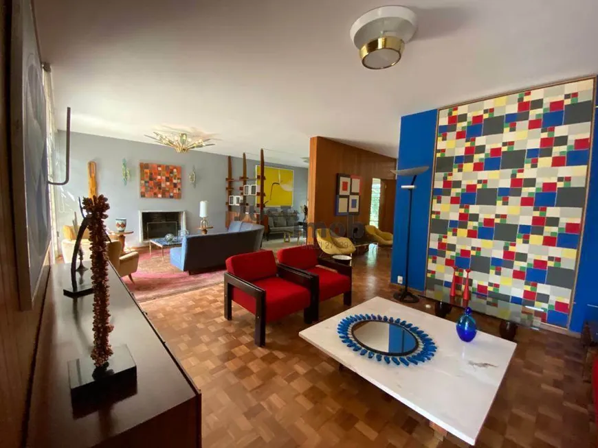Foto 1 de Casa com 5 Quartos à venda, 400m² em Jardim Europa, São Paulo