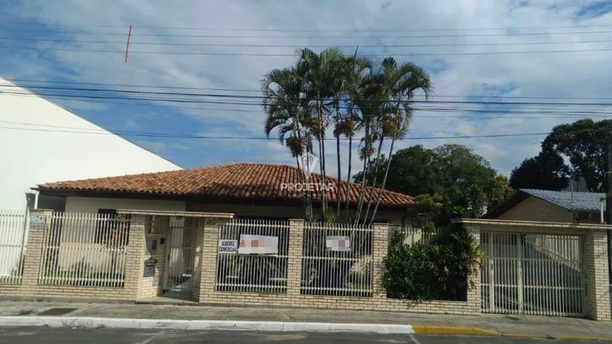 Foto 1 de Imóvel Comercial com 4 Quartos para alugar, 150m² em Centro, Araranguá