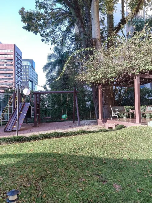 Foto 1 de Apartamento com 2 Quartos à venda, 70m² em Mont' Serrat, Porto Alegre