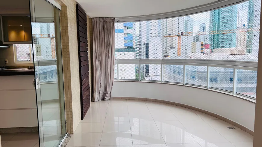 Foto 1 de Apartamento com 3 Quartos à venda, 122m² em Centro, Balneário Camboriú