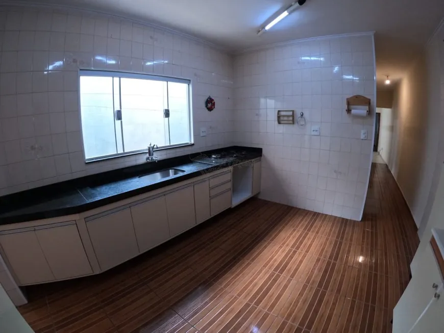Foto 1 de Casa com 2 Quartos à venda, 100m² em VILA LIMEIRANEA, Limeira
