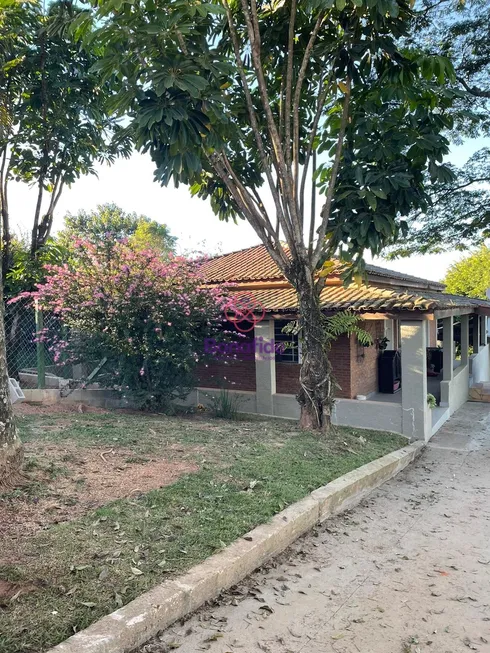 Foto 1 de Fazenda/Sítio com 3 Quartos à venda, 1540m² em Vivenda, Jundiaí