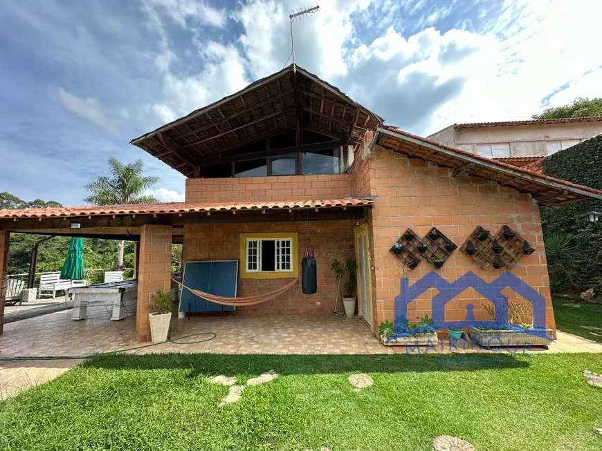 Foto 1 de Fazenda/Sítio com 2 Quartos à venda, 900m² em Zona Rural, Itu