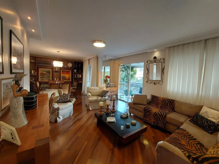Foto 1 de Apartamento com 3 Quartos para venda ou aluguel, 173m² em Vila Romana, São Paulo