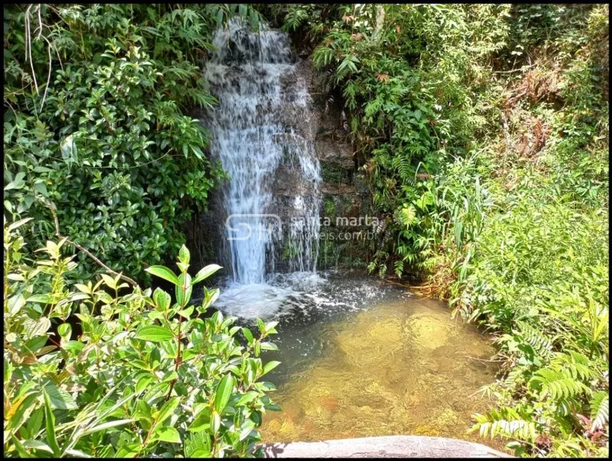 Foto 1 de Fazenda/Sítio à venda, 24m² em , Silveiras