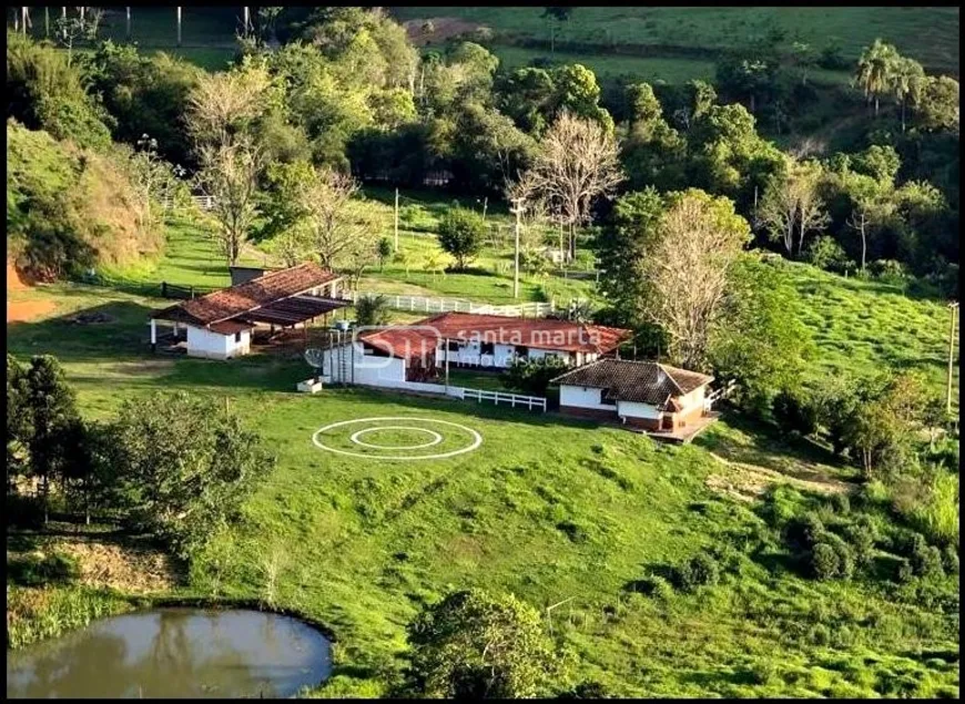 Foto 1 de Fazenda/Sítio com 3 Quartos à venda, 24m² em , Bananal