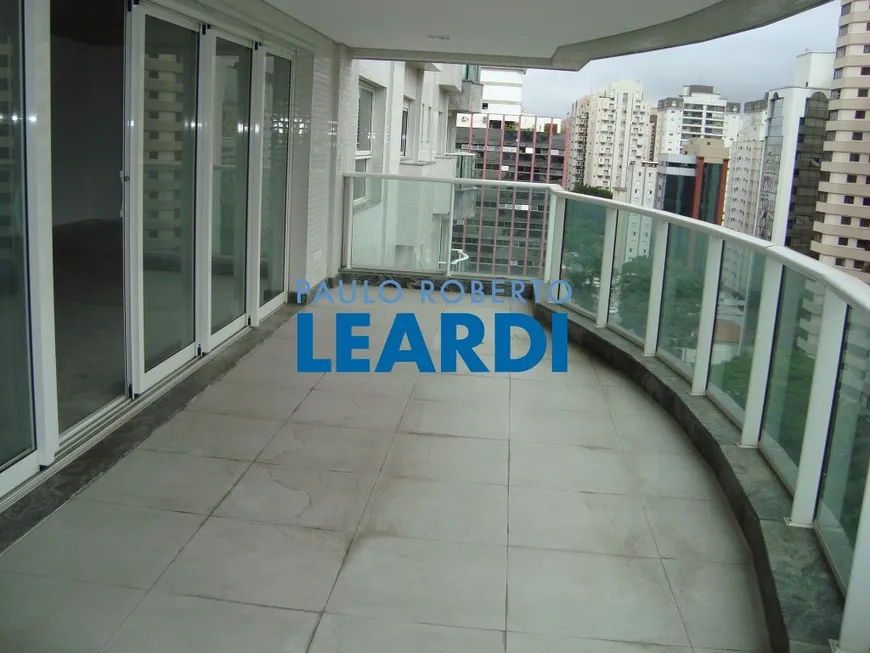 Foto 1 de Apartamento com 4 Quartos à venda, 324m² em Moema, São Paulo