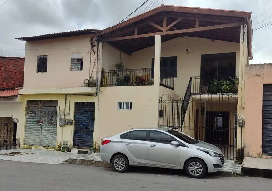 Foto 1 de Casa com 6 Quartos à venda, 396m² em Henrique Jorge, Fortaleza