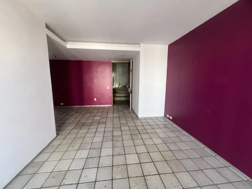 Foto 1 de Apartamento com 2 Quartos à venda, 76m² em Madalena, Recife