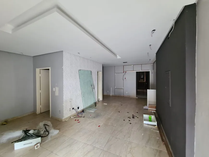 Foto 1 de Sala Comercial para alugar, 300m² em Cachoeirinha, Manaus