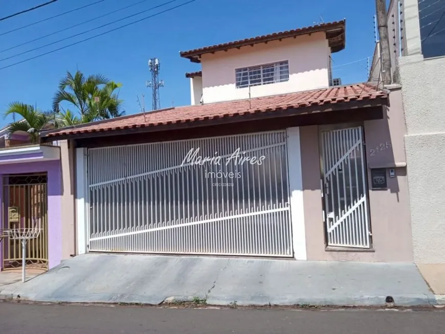 Foto 1 de Casa com 2 Quartos à venda, 202m² em Vila Rancho Velho, São Carlos