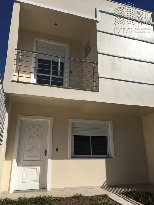 Foto 1 de Sobrado com 3 Quartos à venda, 102m² em Fátima, Canoas