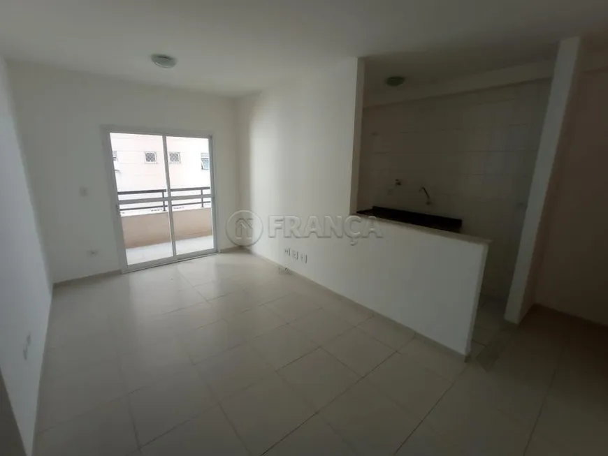 Foto 1 de Apartamento com 2 Quartos à venda, 74m² em Centro, Jacareí