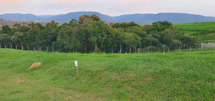 Foto 1 de Lote/Terreno à venda, 1139m² em Medeiros, Jundiaí