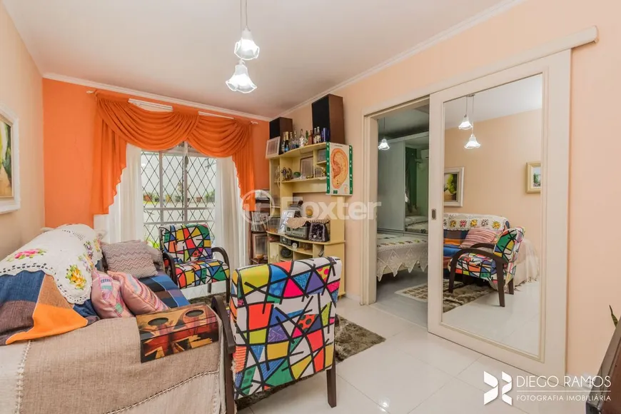Foto 1 de Apartamento com 1 Quarto à venda, 41m² em Cel. Aparício Borges, Porto Alegre