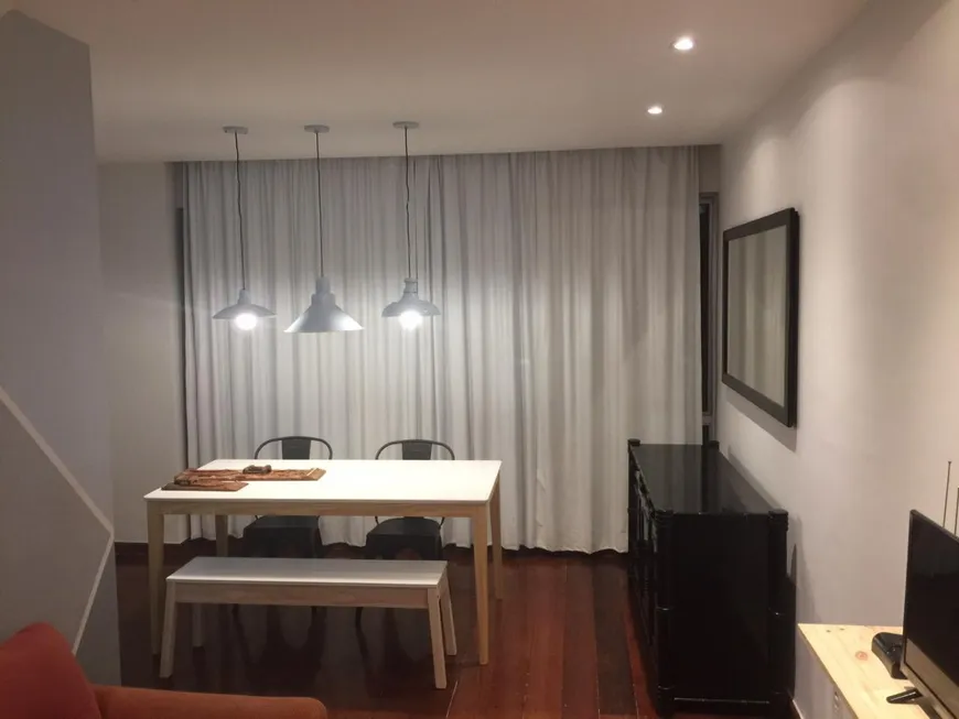 Foto 1 de Apartamento com 2 Quartos à venda, 54m² em Porto Da Barra, Salvador