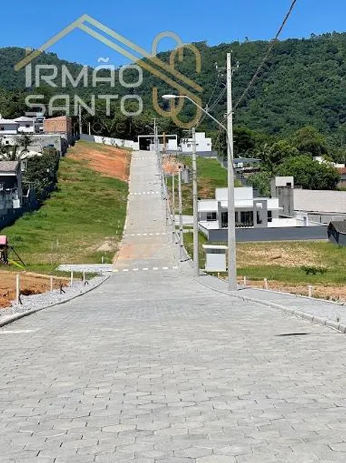 Foto 1 de Lote/Terreno à venda, 150m² em Bom Viver, Biguaçu