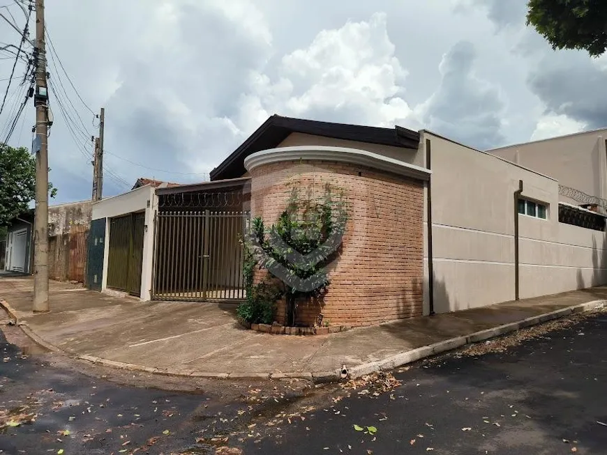 Foto 1 de Casa com 5 Quartos à venda, 198m² em Vila Pacífico, Bauru