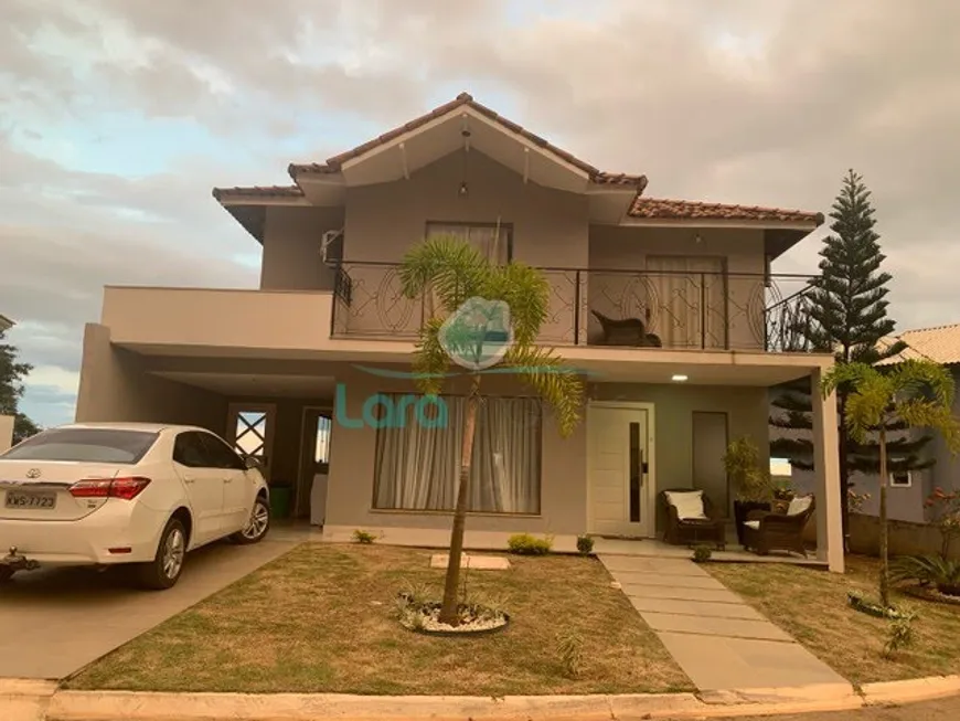 Foto 1 de Casa de Condomínio com 4 Quartos à venda, 260m² em Lagoa, Macaé