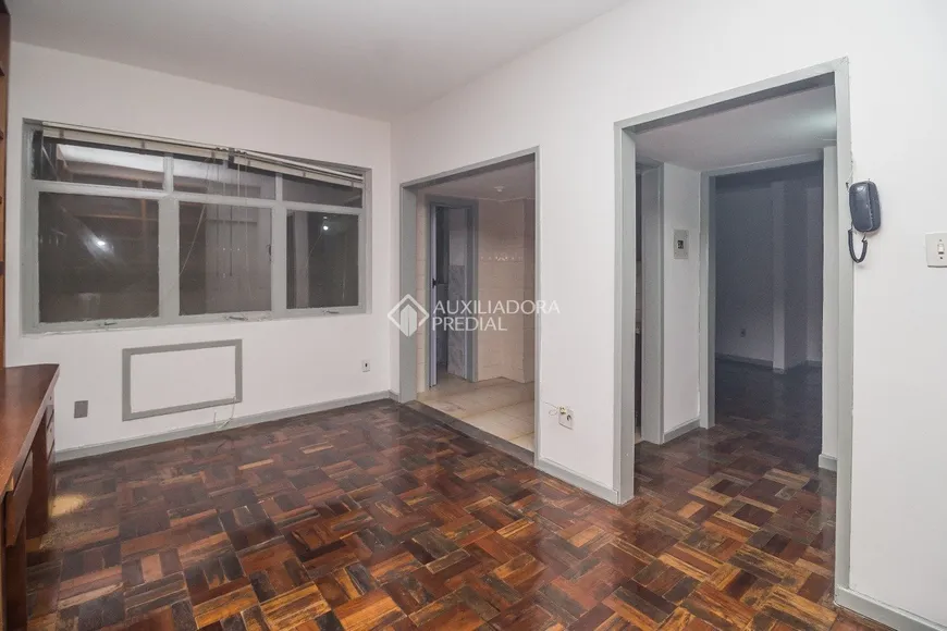 Foto 1 de Apartamento com 1 Quarto para alugar, 54m² em Centro Histórico, Porto Alegre