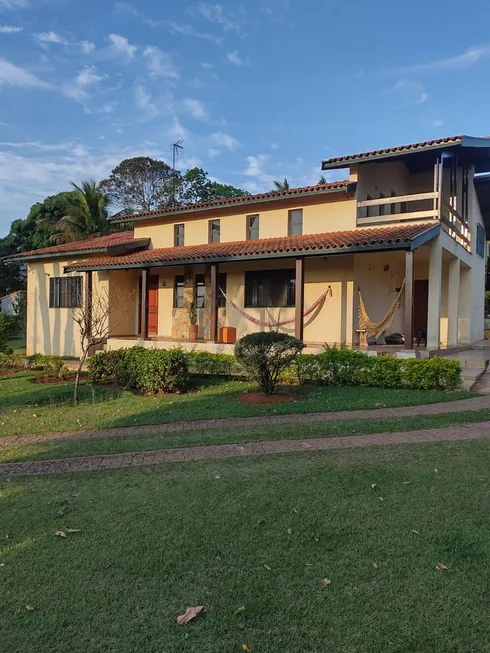 Foto 1 de Fazenda/Sítio com 3 Quartos à venda, 2890m² em Vale dos Lagos, Tatuí