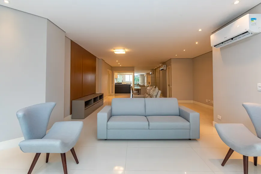 Foto 1 de Apartamento com 3 Quartos para alugar, 190m² em Praia Brava de Itajai, Itajaí