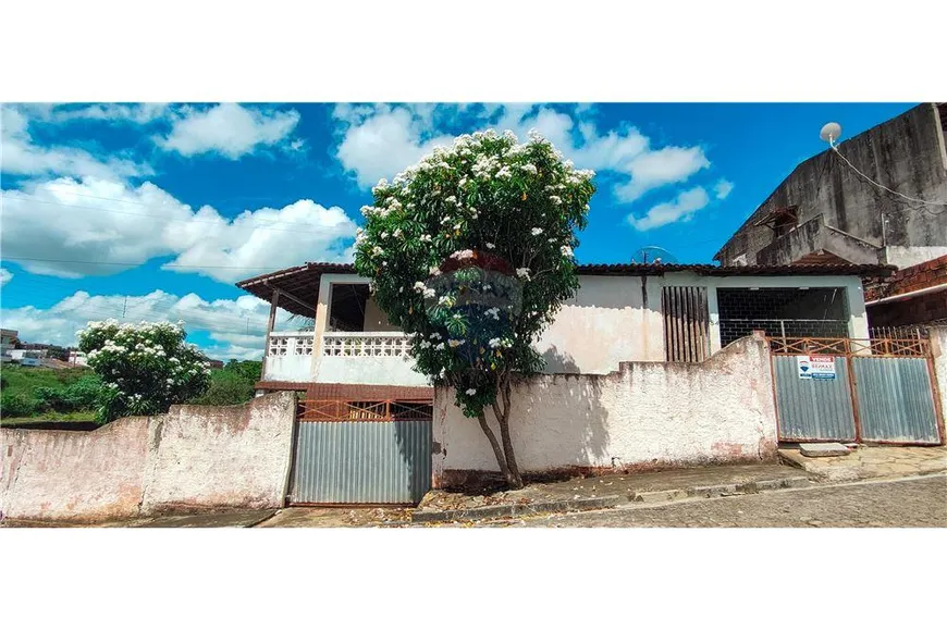 Foto 1 de Casa com 3 Quartos à venda, 211m² em , Guarabira