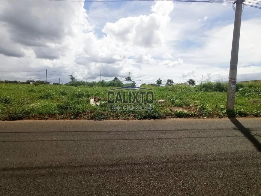 Foto 1 de Lote/Terreno à venda, 258m² em Luizote de Freitas, Uberlândia