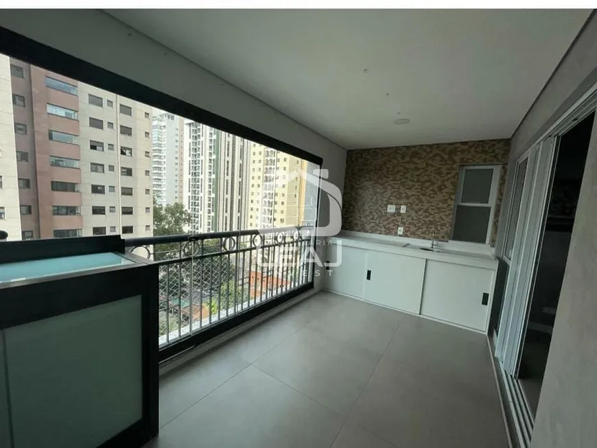 Foto 1 de Apartamento com 1 Quarto à venda, 68m² em Morumbi, São Paulo