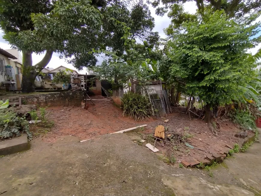 Foto 1 de Lote/Terreno à venda em Caiçaras, Belo Horizonte