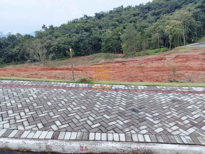 Foto 1 de Lote/Terreno à venda, 340m² em Araponguinhas, Timbó