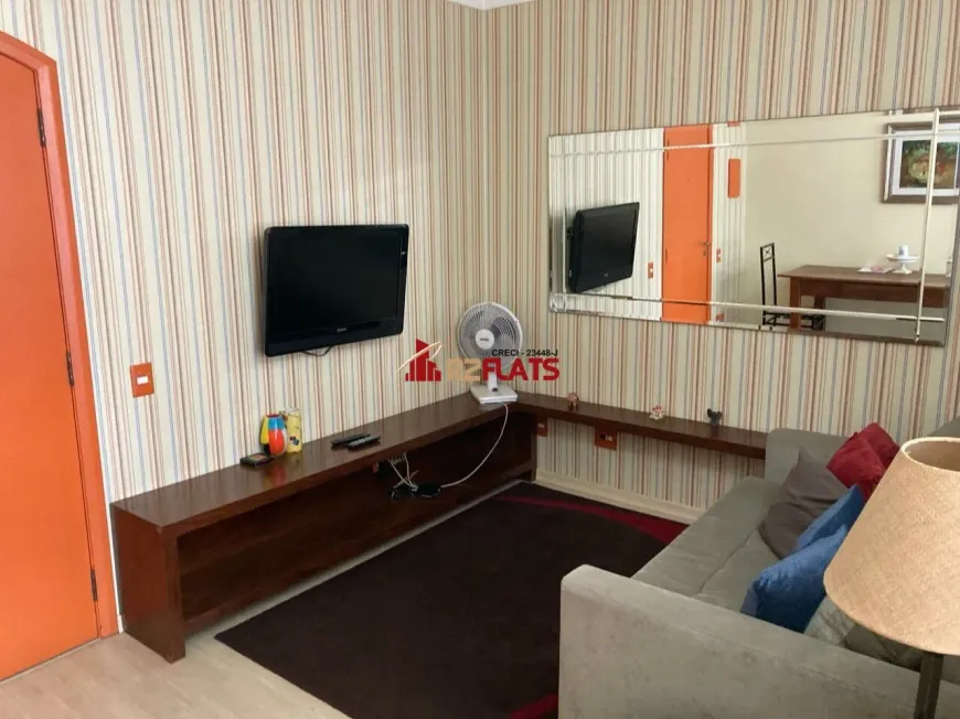 Foto 1 de Flat com 1 Quarto para alugar, 50m² em Moema, São Paulo