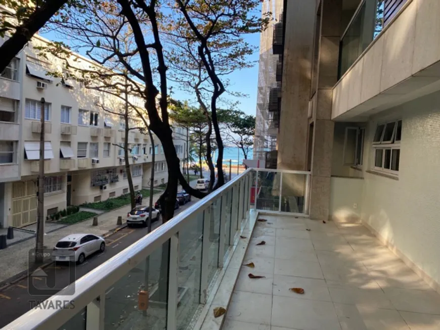 Foto 1 de Apartamento com 3 Quartos à venda, 199m² em Leblon, Rio de Janeiro