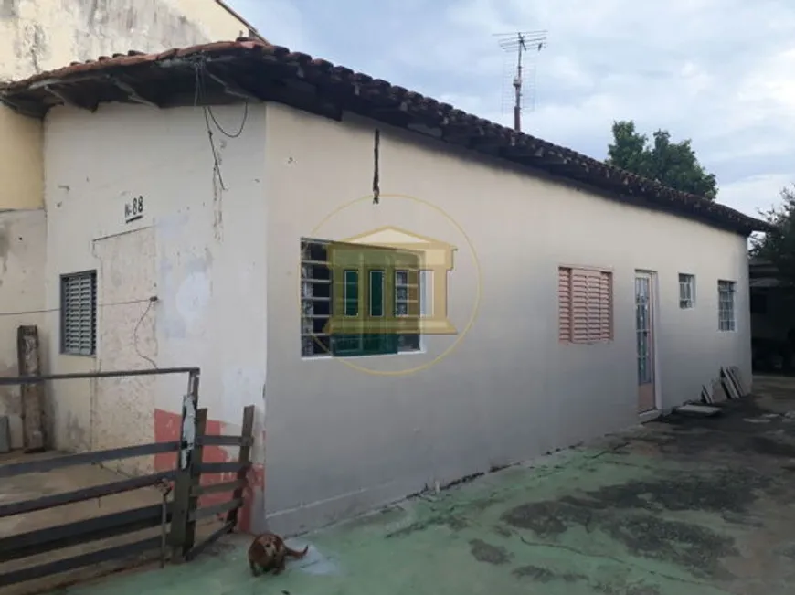 Foto 1 de Casa com 2 Quartos à venda, 90m² em Conjunto Residencial Araretama, Pindamonhangaba