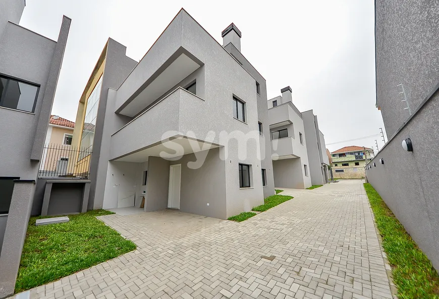 Foto 1 de Casa de Condomínio com 3 Quartos à venda, 133m² em São Braz, Curitiba