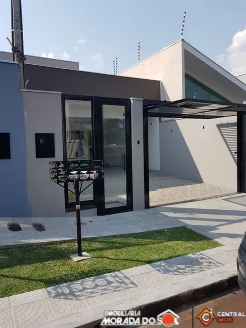 Foto 1 de Casa com 3 Quartos à venda, 127m² em Parque das Bandeiras, Maringá