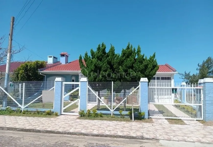 Foto 1 de Casa com 3 Quartos à venda, 214m² em Rainha Do Mar, Xangri-lá