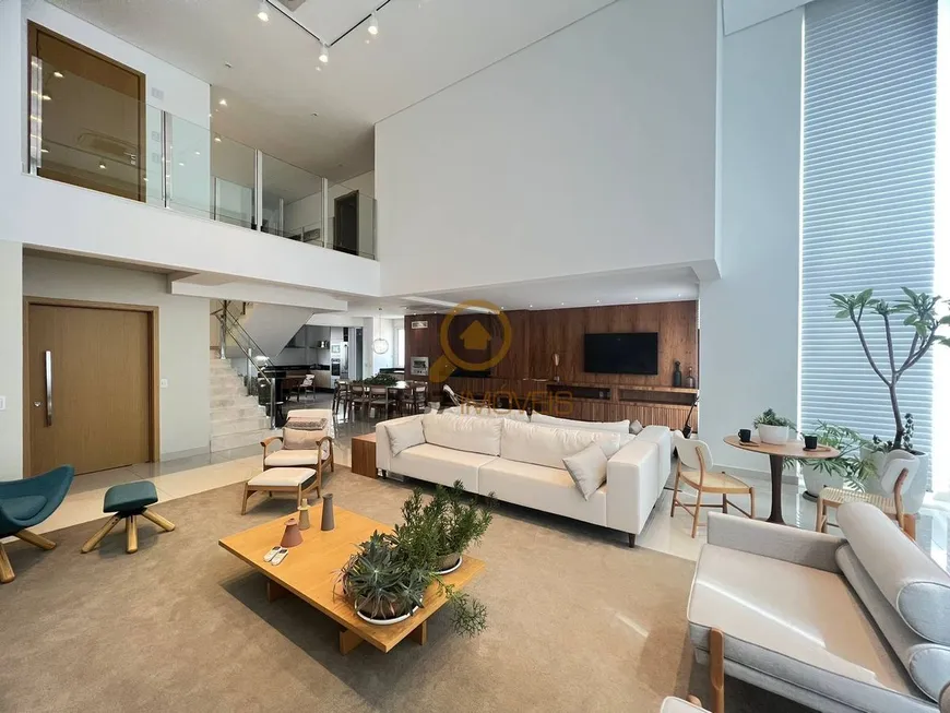 Foto 1 de Apartamento com 4 Quartos à venda, 320m² em Setor Marista, Goiânia