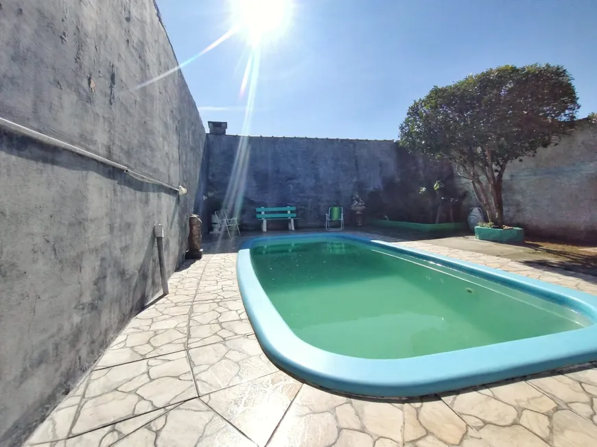 Foto 1 de Casa com 1 Quarto à venda, 60m² em Jardim Algarve, Alvorada