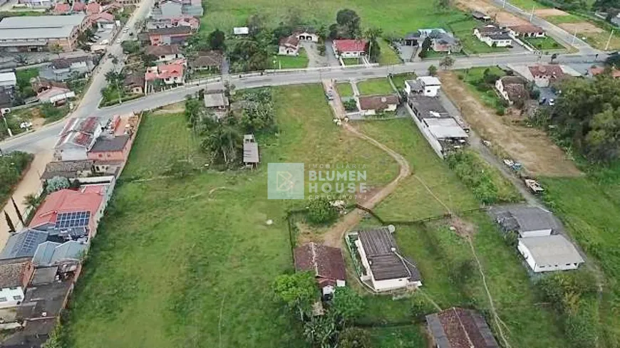 Foto 1 de Lote/Terreno à venda em Estrada das Areias, Indaial