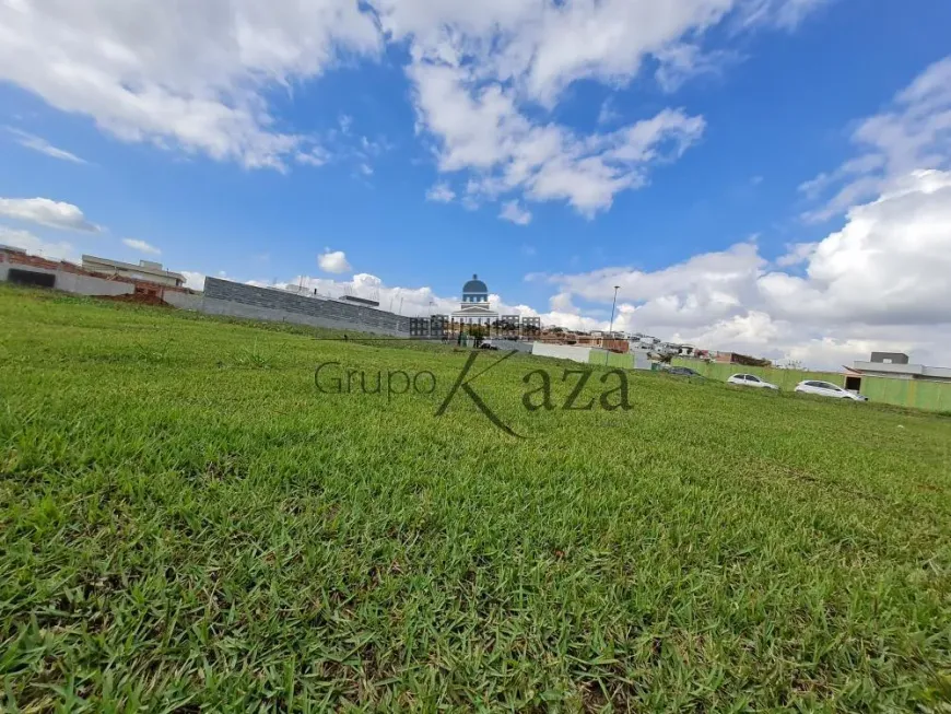 Foto 1 de Lote/Terreno à venda, 668m² em Urbanova, São José dos Campos