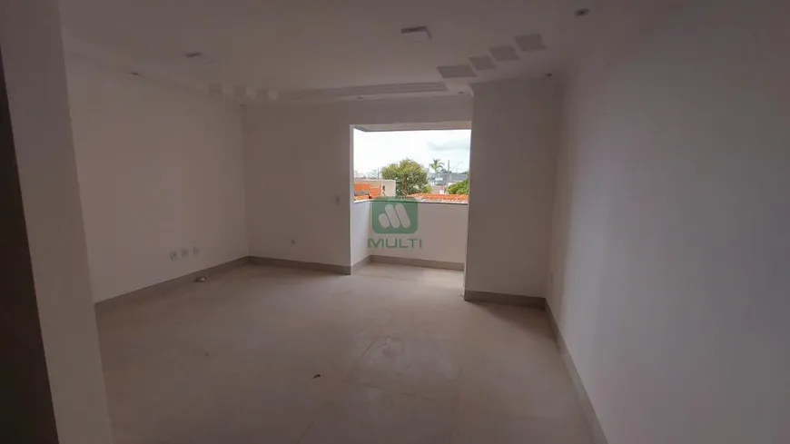 Foto 1 de Apartamento com 3 Quartos à venda, 62m² em Jardim Botânico, Uberlândia