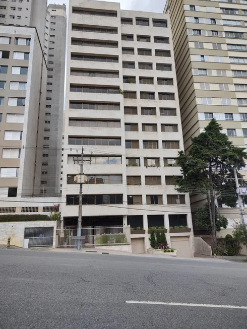 Foto 1 de Apartamento com 4 Quartos à venda, 187m² em Centro, Curitiba