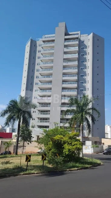Foto 1 de Apartamento com 3 Quartos à venda, 186m² em Maracanã, Uberlândia